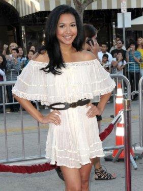 Kilo vererek değişen ünlüler