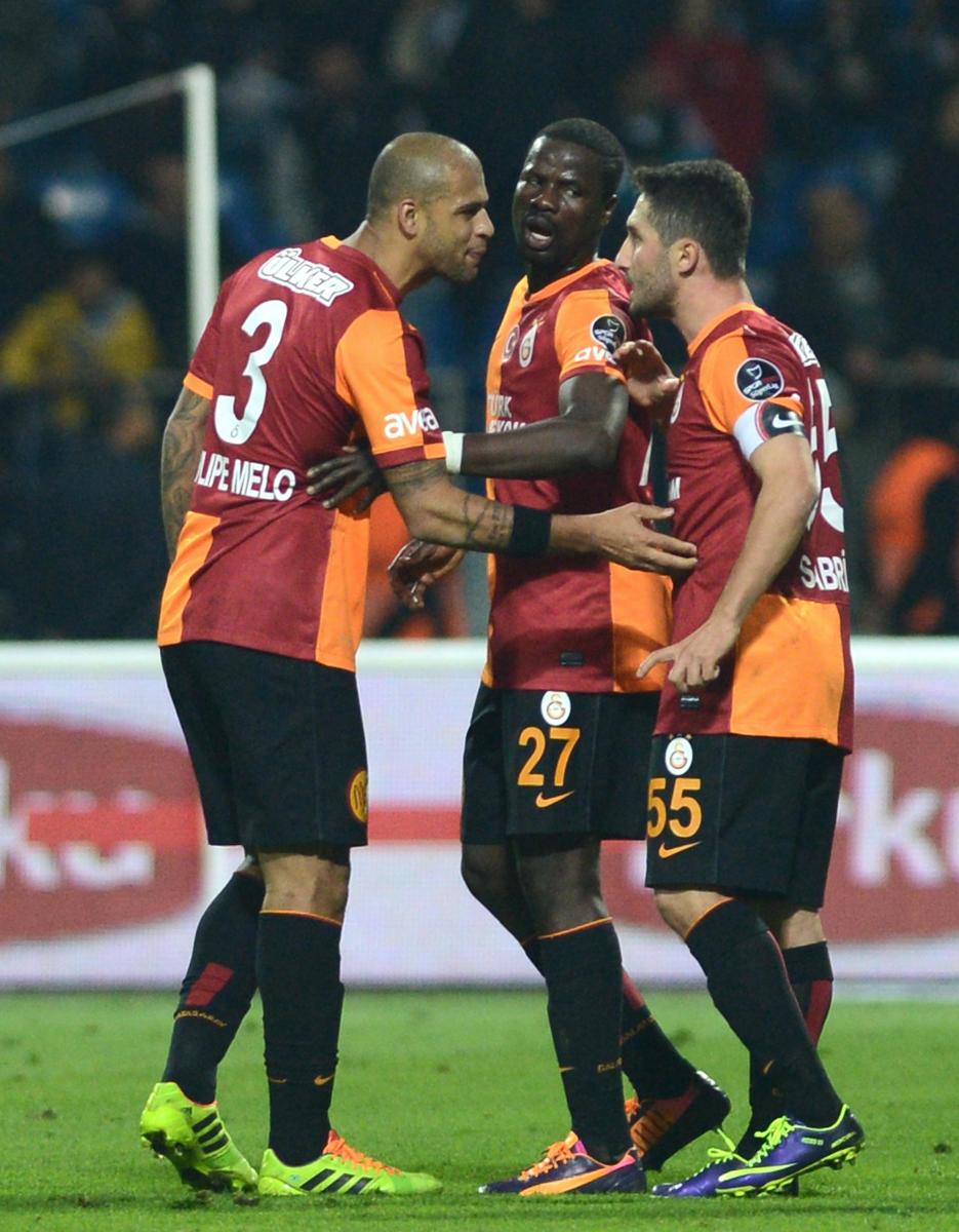 Takım arkadaşıyla kavga eden futbolcular