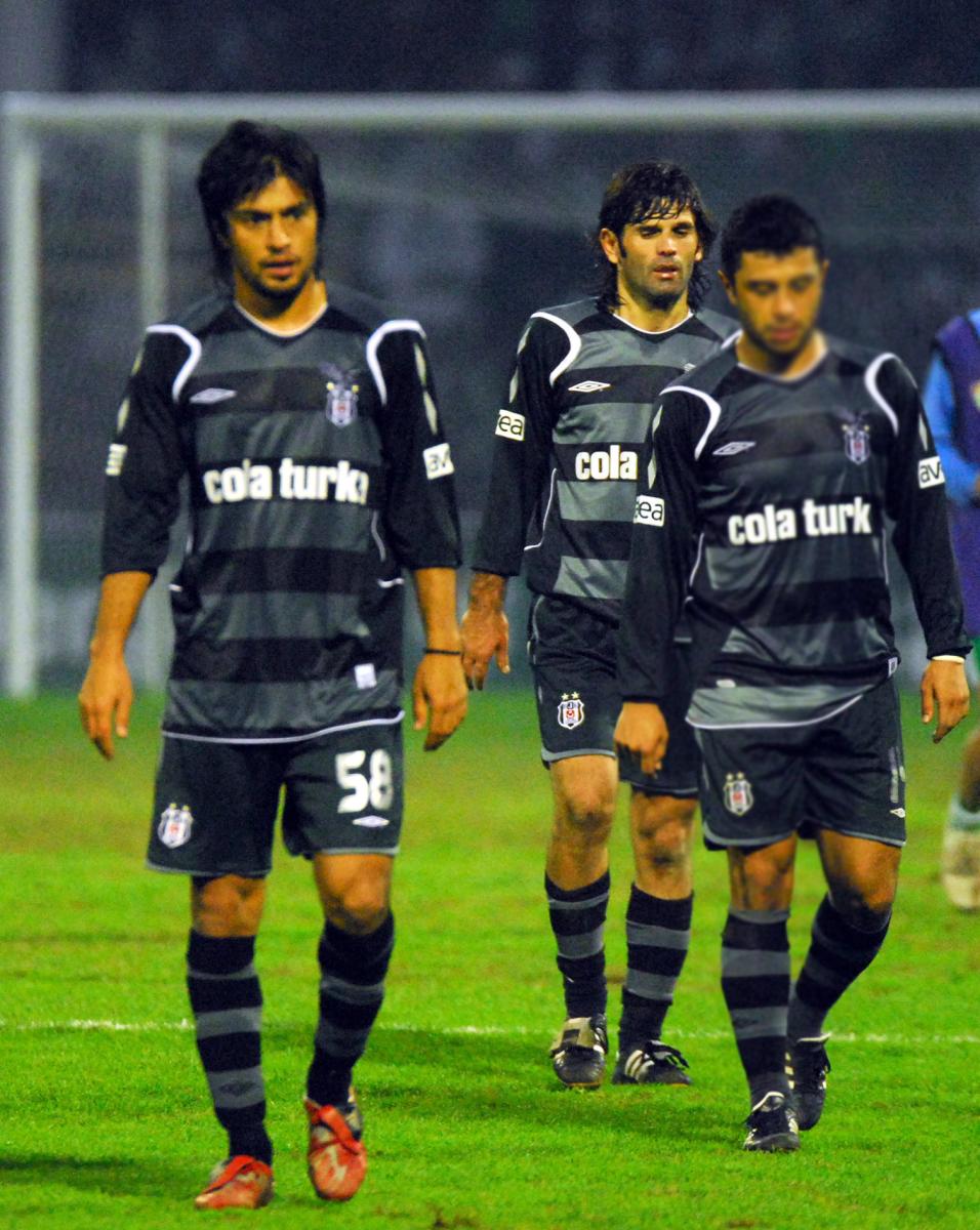 Takım arkadaşıyla kavga eden futbolcular