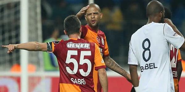 Takım arkadaşıyla kavga eden futbolcular