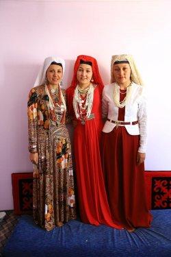 Kırgız Türkleri geleneklerini Türkiye'de de sürdürüyor