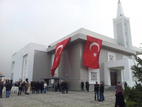 Kadın mimarın 10 yılda yaptığı cami görenleri mest etti