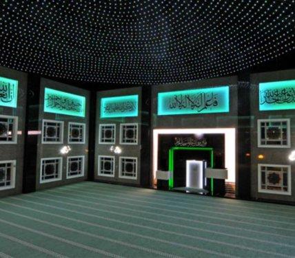 Kadın mimarın 10 yılda yaptığı cami görenleri mest etti