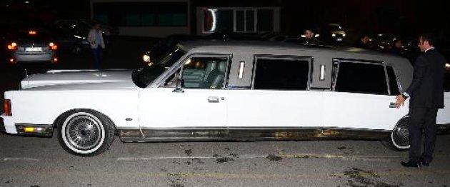 Tuğba Ekinci Limuzinden böyle indi