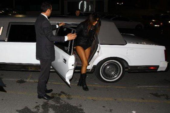 Tuğba Ekinci Limuzinden böyle indi