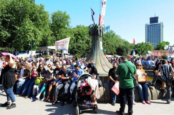 Taksim Gezi Parkı'ndan kareler - Resim 36