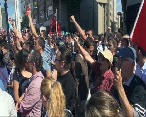 Taksim Gezi Parkı'ndan kareler - Resim 21