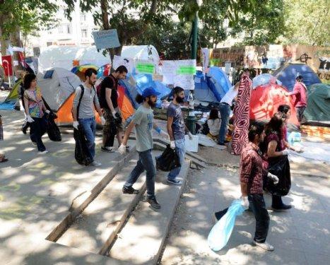 Taksim Gezi Parkı'ndan kareler - Resim 6