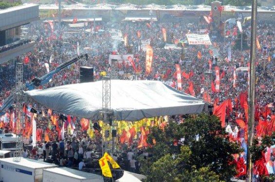 Taksim Gezi Parkı'ndan kareler - Resim 18