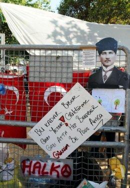 Taksim Gezi Parkı'ndan kareler - Resim 40