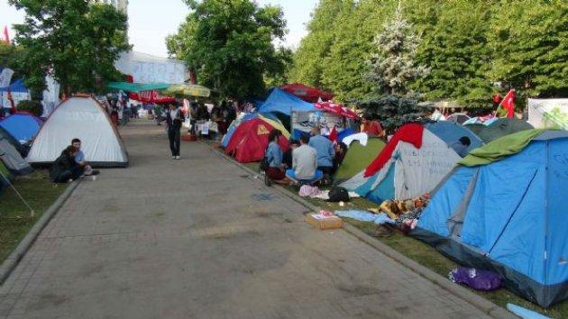 Taksim Gezi Parkı'ndan kareler - Resim 44