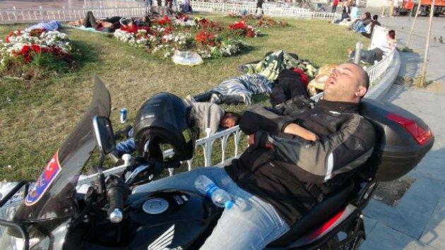 Taksim Gezi Parkı'ndan kareler - Resim 43