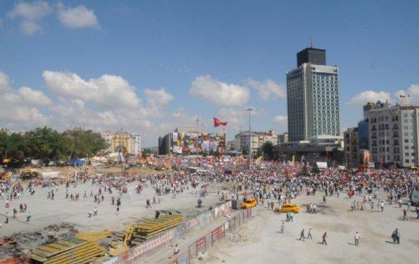 Taksim Gezi Parkı'ndan kareler - Resim 19