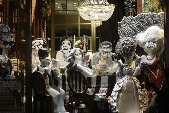 Yılbaşını sokaklarda ki ışıklar karşılayacak