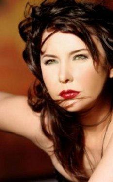 Hangi ünlü hangi yabancı dili biliyor