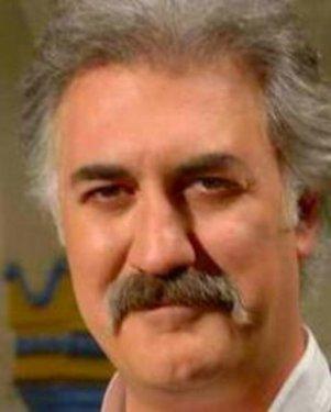 Hangi ünlü hangi yabancı dili biliyor