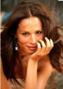 Hangi ünlü hangi yabancı dili biliyor