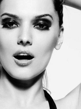 Demet Akalın'ın yeni eğlencesi 