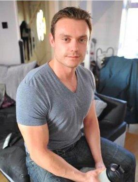 Kızlar tarafından reddedildi gaza geldi