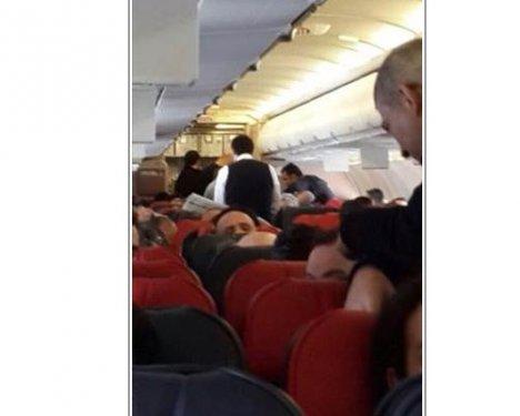 Uçaktaki hastaya ilk müdahaleyi Ferhat Göçer yaptı