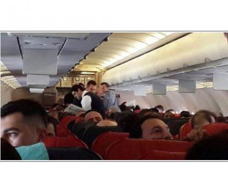 Uçaktaki hastaya ilk müdahaleyi Ferhat Göçer yaptı