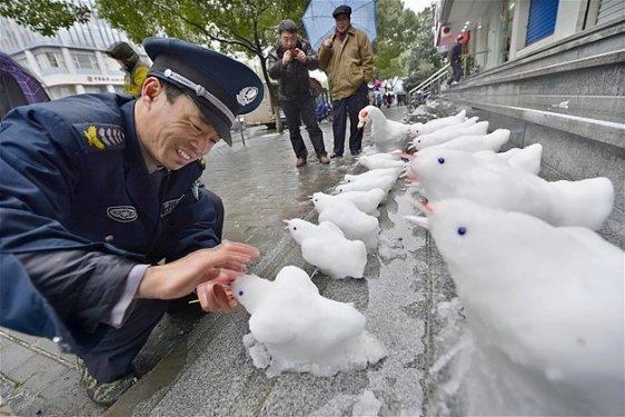 Göz alıcı kar heykeller 