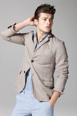 Ortadoğu'nun en yakışıklı 12 erkeği