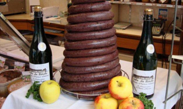 Aç kalmayı tercih edeceğiniz en iğrenç yemekler