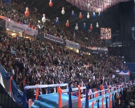 Erdoğan İstanbul ilçe adaylarını tanıttı