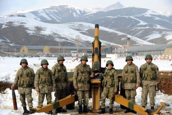 Doğu'da görev yapan kadın komutanlar