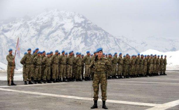 Doğu'da görev yapan kadın komutanlar