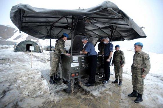 Doğu'da görev yapan kadın komutanlar