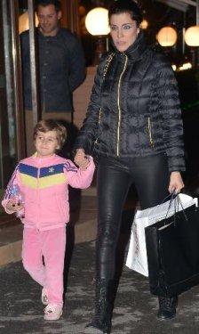 Deniz Akkaya'nın kızı Ayşe herkesi güldürdü