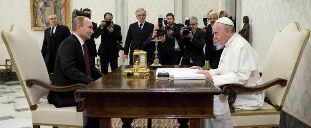 Politikanın ciddiyetini kaybettiği komik anlar