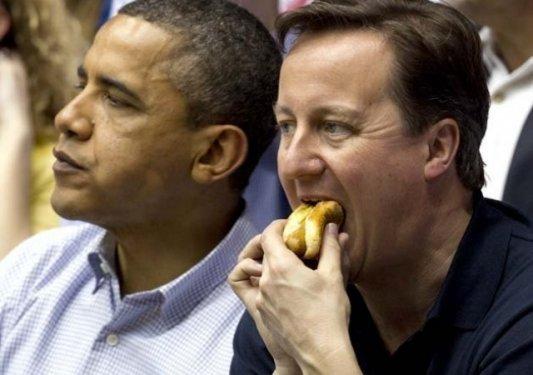 Politikanın ciddiyetini kaybettiği komik anlar