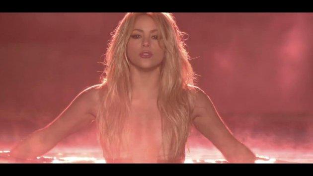 Shakira ve Rihanna'dan klip görüntüleri 