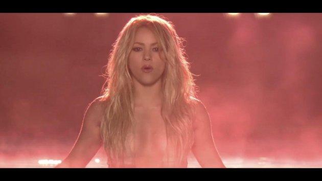 Shakira ve Rihanna'dan klip görüntüleri 