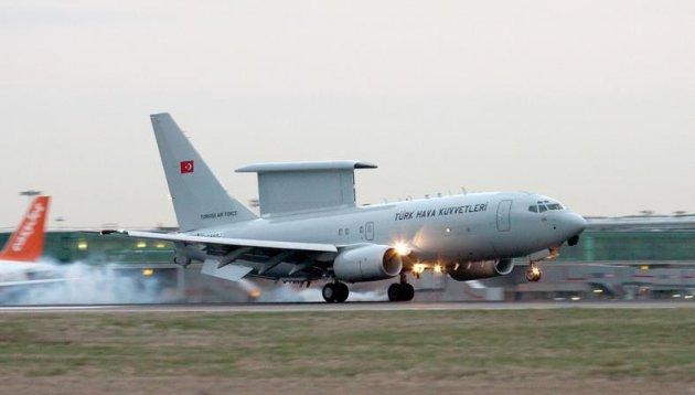 TSK'nın havadan ihbar ve kontrol uçağı Barış Kartalı