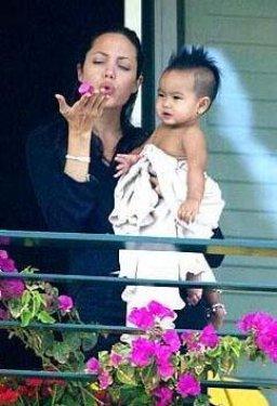 Angelina Jolie ve Brad Pitt çocuklarını nasıl büyüttü