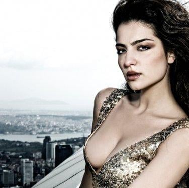 Melisa Aslı Pamuk'a büyük tehdit