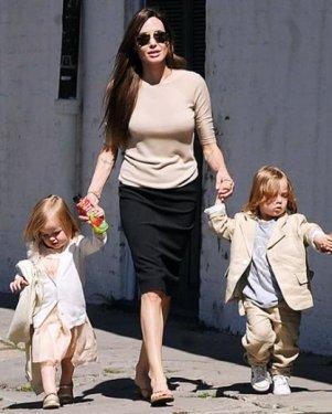 Angelina Jolie ve Brad Pitt çocuklarını nasıl büyüttü