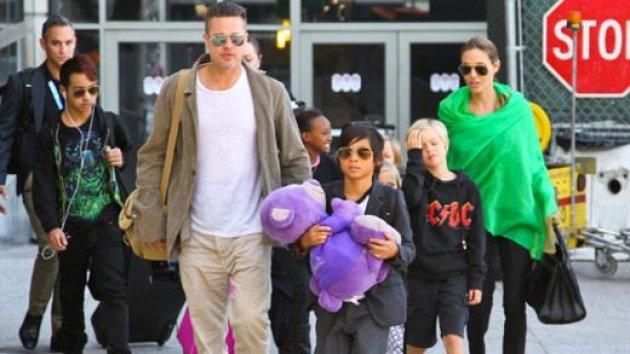 Angelina Jolie ve Brad Pitt çocuklarını nasıl büyüttü