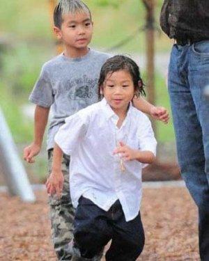 Angelina Jolie ve Brad Pitt çocuklarını nasıl büyüttü