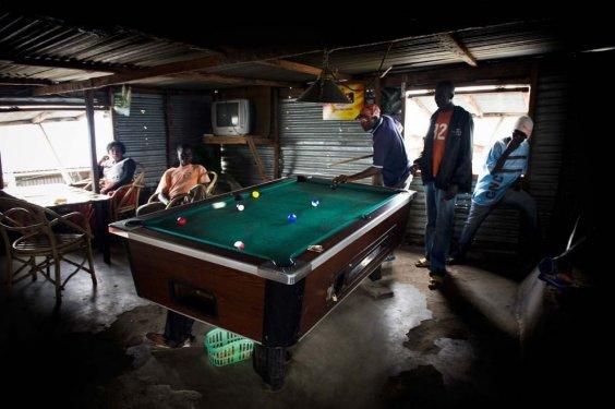 Afrika'da Victoria Gölü üzerinde bulunan Mgingo adası çok kalabalık