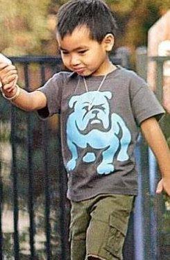 Angelina Jolie ve Brad Pitt çocuklarını nasıl büyüttü