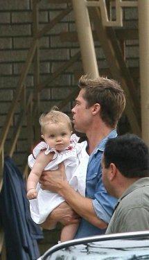 Angelina Jolie ve Brad Pitt çocuklarını nasıl büyüttü