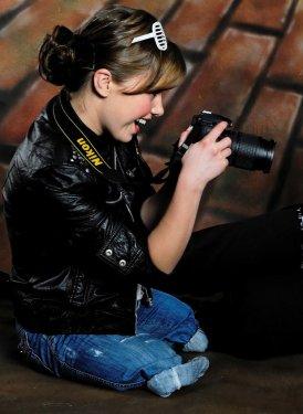 Bu güzel kız acı  hikayesine rağmen pes etmedi 