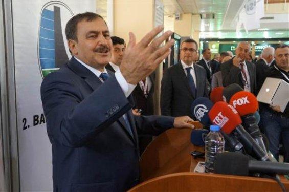 Baraj ve HES Fuarı’nı protesto ettiler 