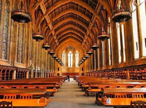 Dünyan en güzel ve en donanımlı 25 kütüphanesi 