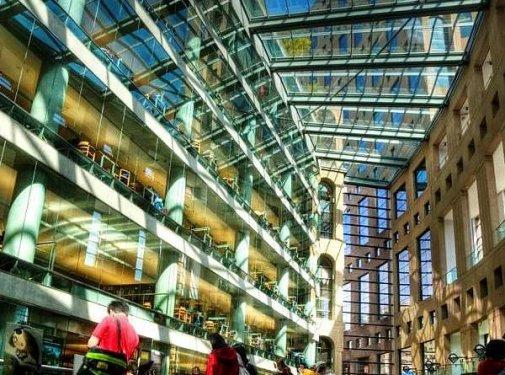 Dünyan en güzel ve en donanımlı 25 kütüphanesi 